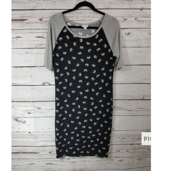 LuLaRoe Dresses & Skirts - Lularoe Julia Fox Print Dress 5/ $45 Sale